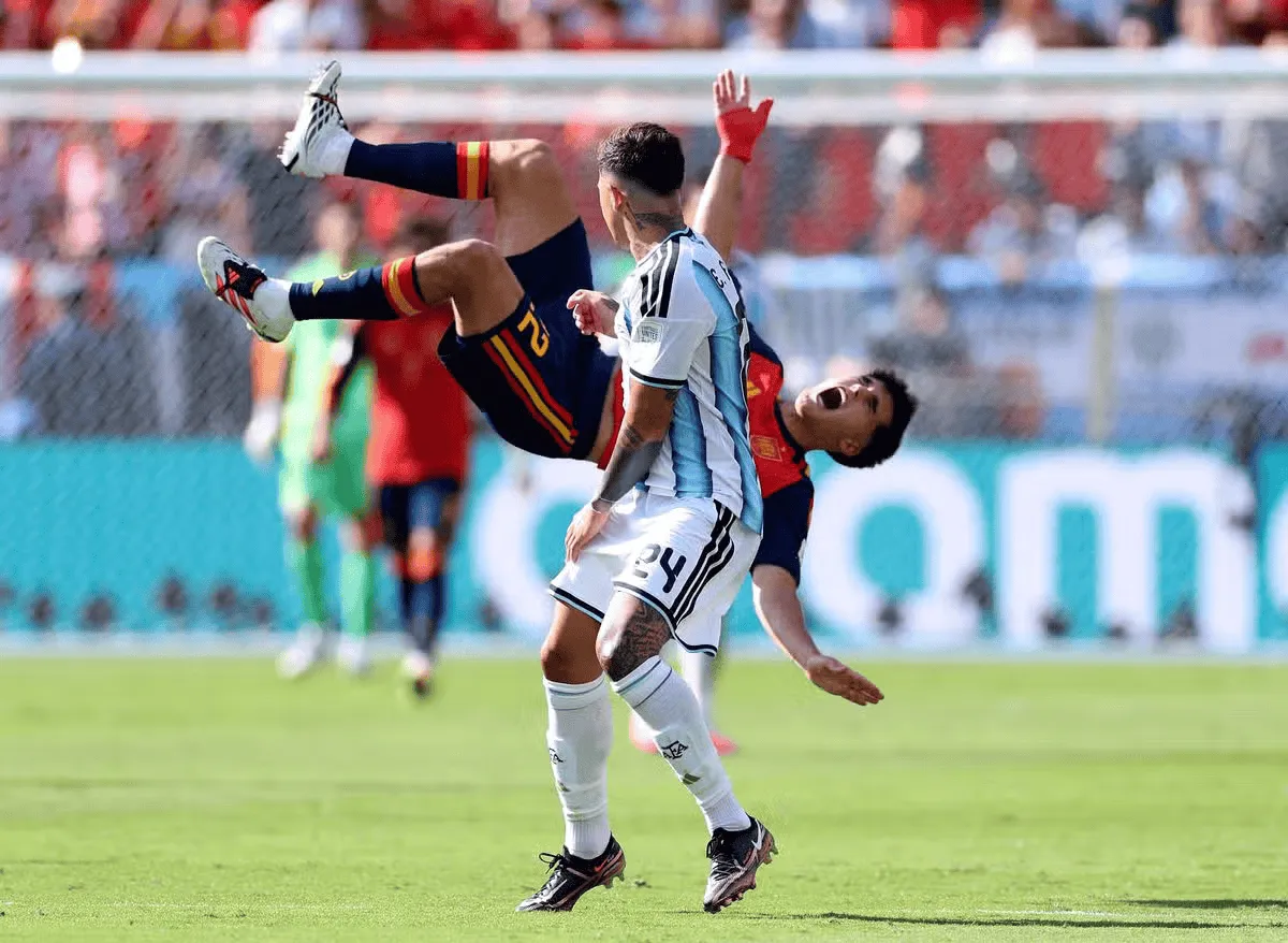 Shearer chỉ thẳng sai lầm của Enzo: "Tự đẩy Argentina vào thất bại!"